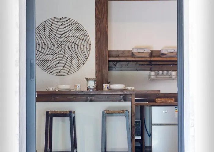 Apartment La *